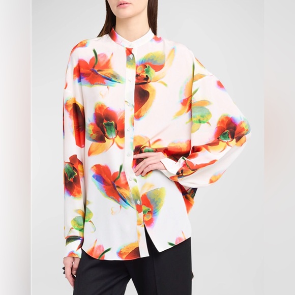 🎉HP💃Alexander McQueen NWT Floral-Print Silk Button-Front
Blouse - Picture 4 of 8